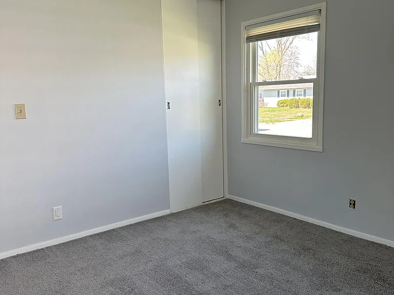 7385 Lebanon Ave — Photo 10