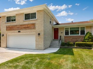 730 Marcella Rd, Des Plaines, IL 60016