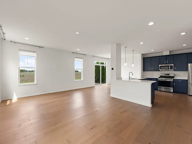 4184 Calder Ln — Photo 3