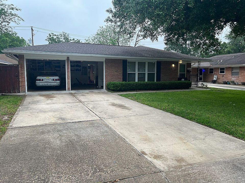 1st image of 6726 Carvel Ln
