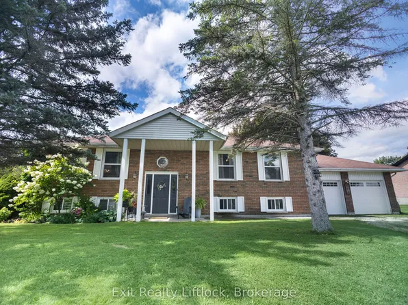 664 Brick Rd, Selwyn, ON K0L 1T0