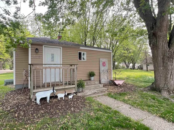 403 28th St SW, Mason City, IA 50401