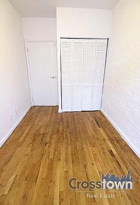 Rented by Crosstown Apartments NYC | media 17