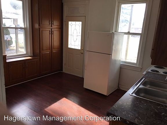 2nd image of 419 S Burhans Blvd E