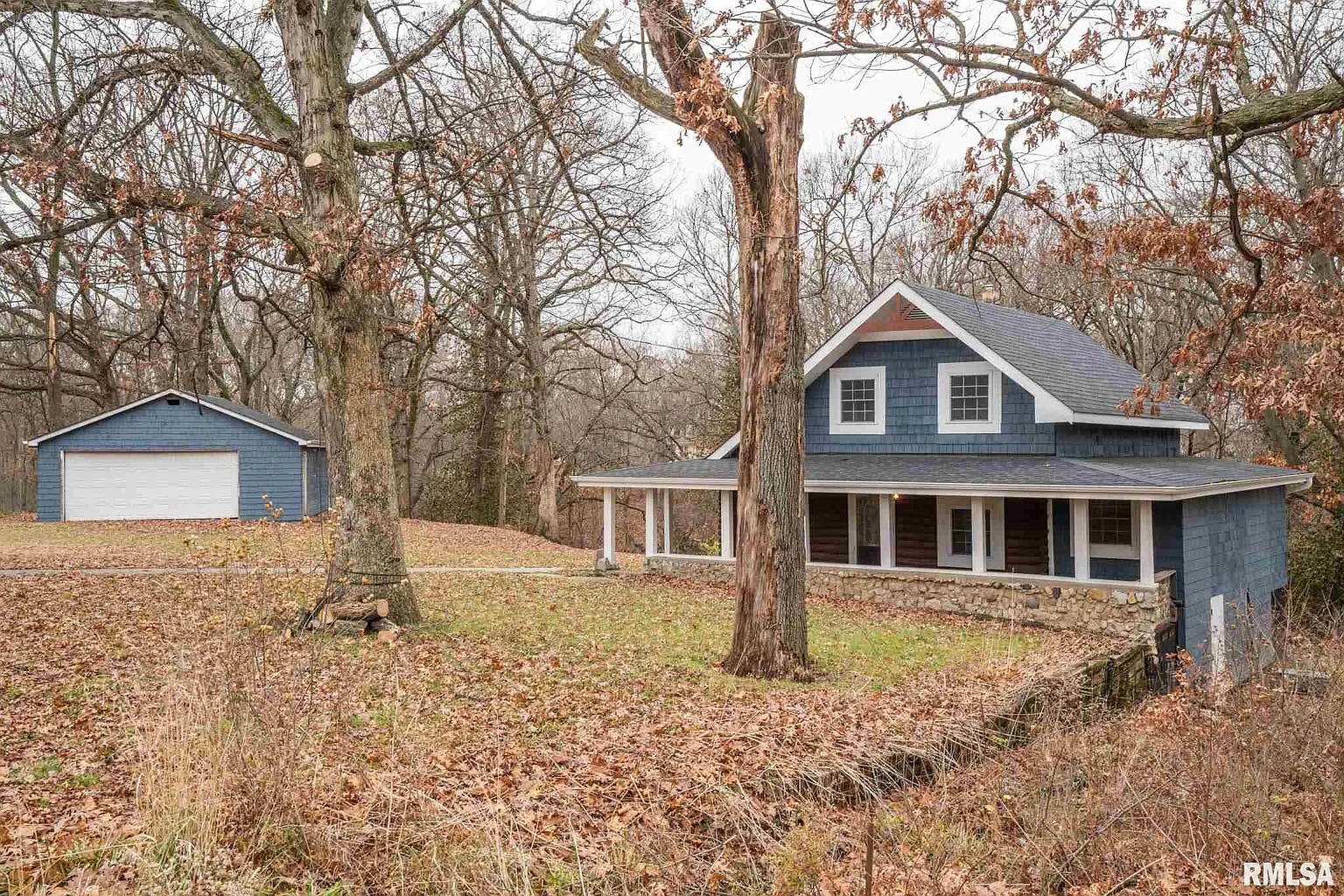 252 Sylvan Ln photo 1