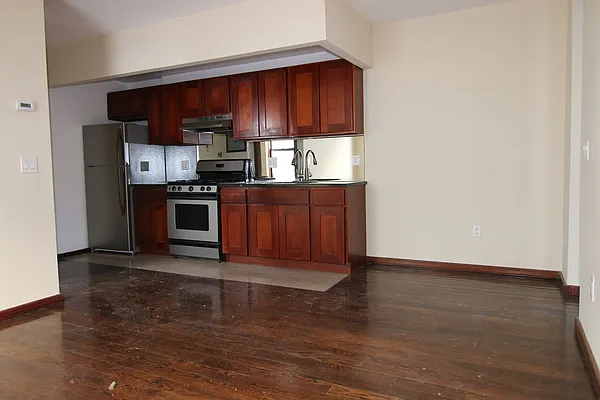 Rented by Target Realty Group | media 8