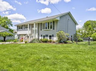 5 John Henry Dr, Montville, NJ 07045
