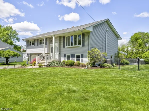 5 John Henry Dr, Montville Twp., NJ 07045