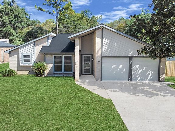 3rd image of 23002 Grand Rapids Ln