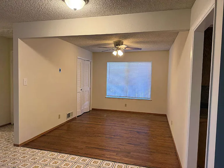 2276 Cherry Ave — Photo 3