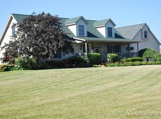 22360 Thirty Mile Rd, Ray, MI 48096