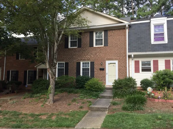 3939 A Valley Ct, Winston Salem, NC 27106