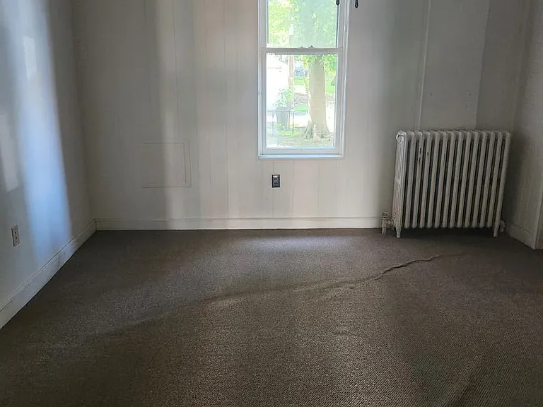2526 Broad Ave — Photo 11