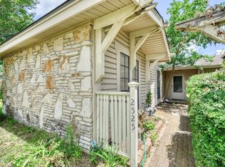2525 Longmire Dr, College Station, TX 77845