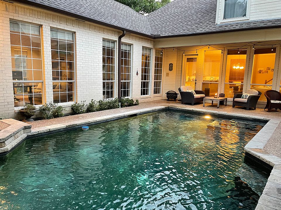 Absolute privacy swimming pool