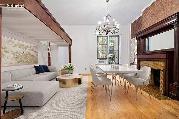 Rented by Sotheby's International Realty | media 1