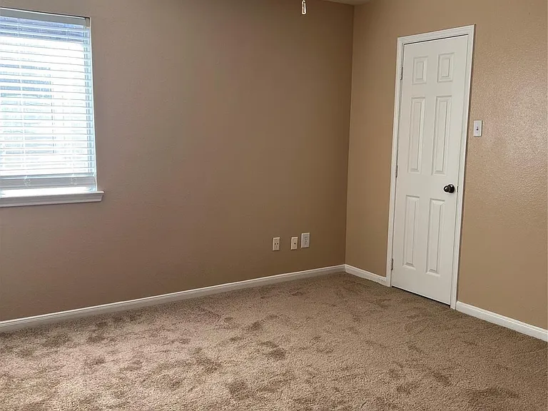 3223 Amber Meadow Dr — Photo 15