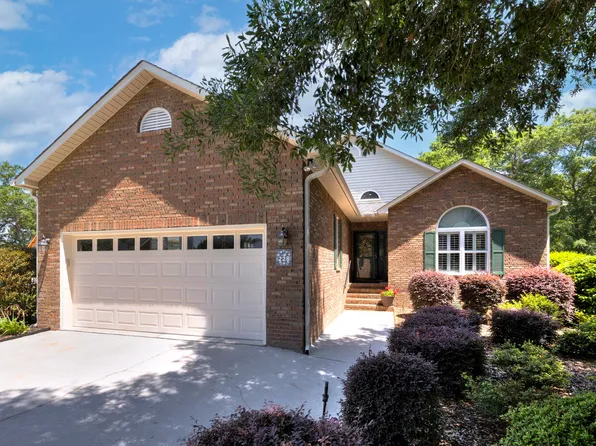 228 Ridge Lake Dr, Manning, SC 29102