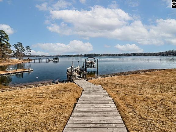 2nd image of 510 Yachting Rd