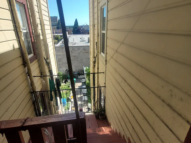 635 10th St #637 — Photo 2