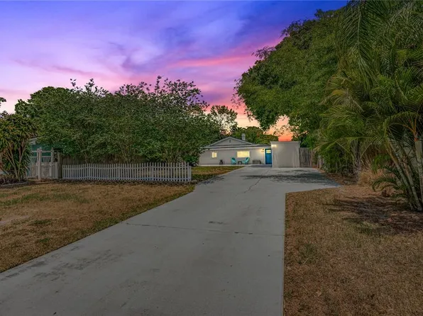 1745 11th Ave N, Saint Petersburg, FL 33713