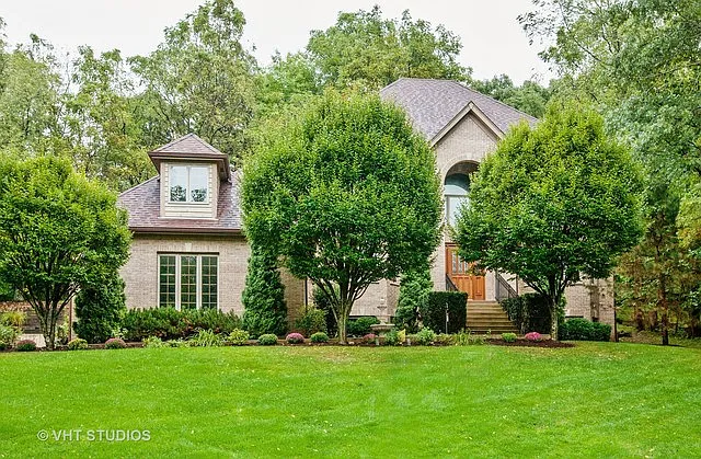 415 Harper Dr photo 1