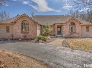 6480 Northern Pines Dr NE, Rockford, MI 49341