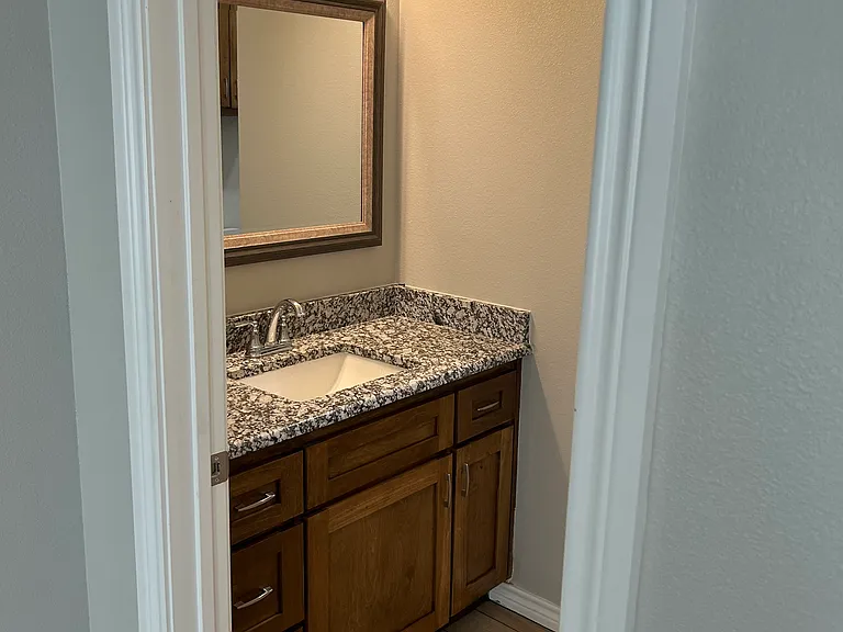609 S Palmer Ave — Photo 14