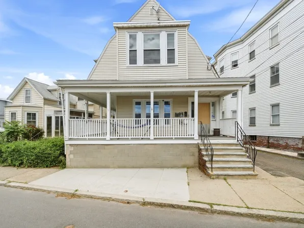 32 Irwin St, Winthrop, MA 02152