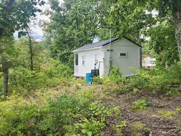 109 Dogwood Cv, Holladay, TN 38341