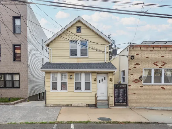 1209 6th St, North Bergen, NJ 07047