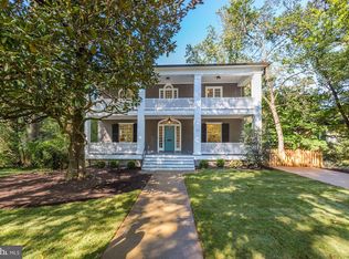 17 Hesketh St, Chevy Chase, MD 20815