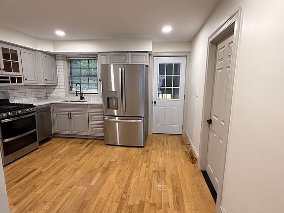 4th image of 9 Nelson St