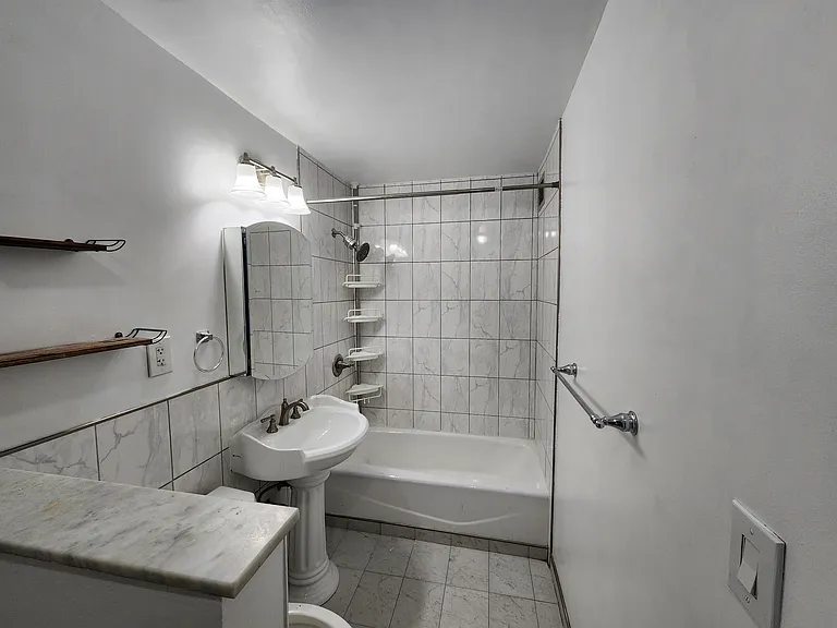 270 Luis M Marin Blvd #4Q — Photo 5