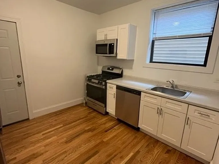 5012 N Hermitage Ave #1E — Photo 1