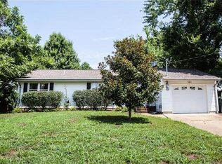 101 Coil Rd, Fenton, MO 63026