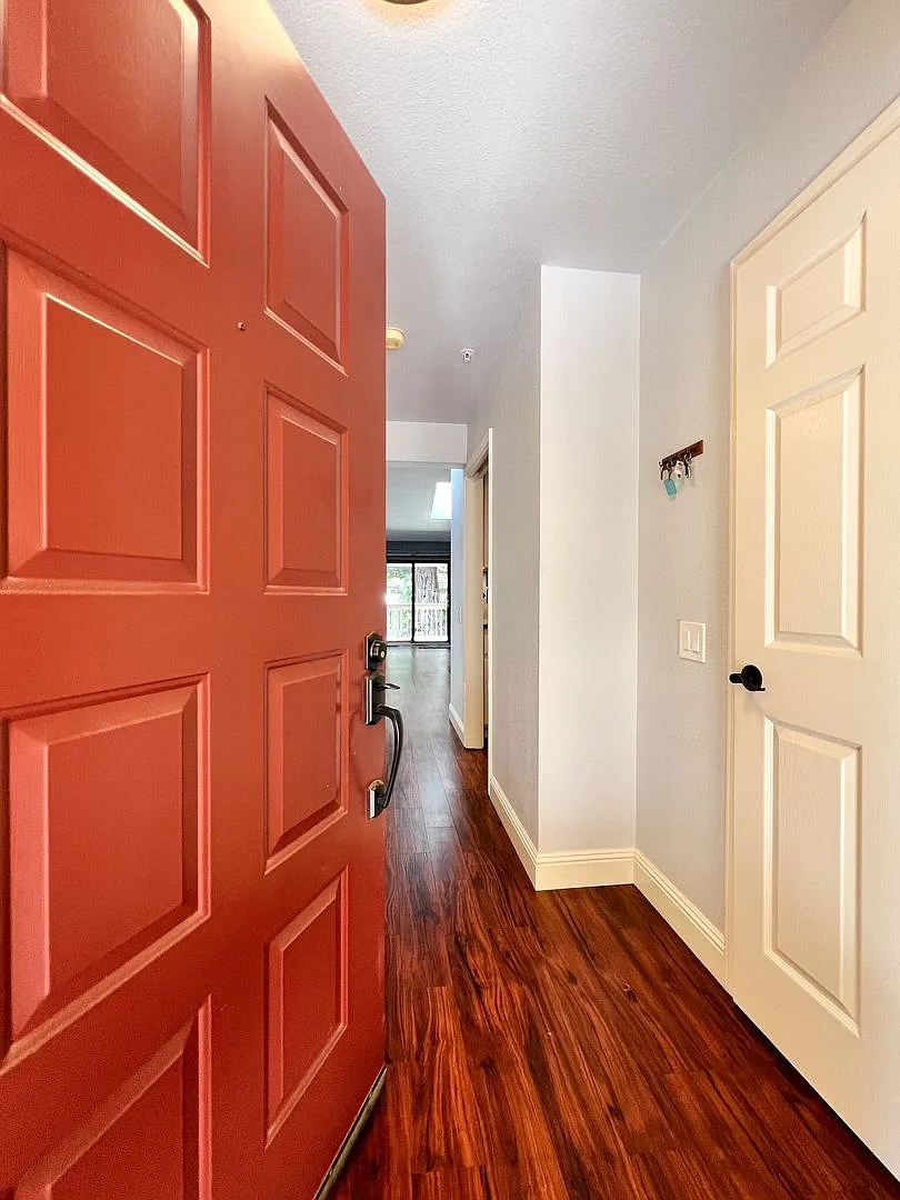 Luxury Living in Willowbrook 55+ Community — Photo 4