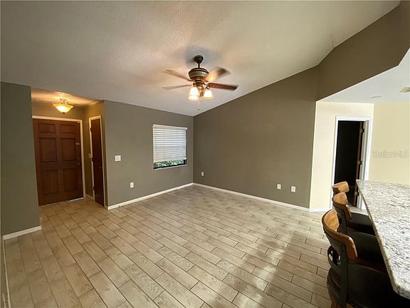 3rd image of 4879 Bunyan St