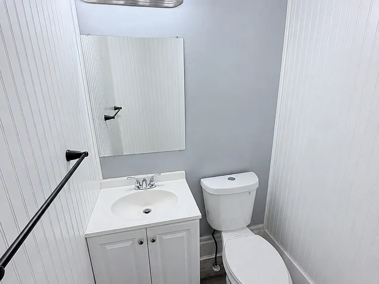 1032 Neptune Ave — Photo 5