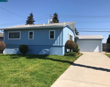 2903 McKenzie Dr, Richmond, CA, 94806