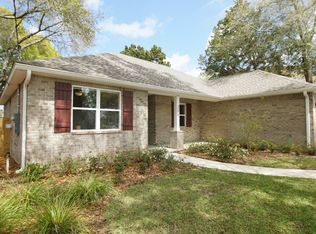 356 Chicago Ave, Valparaiso, FL 32580