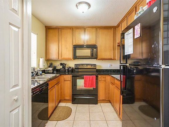 3rd image of 3869 ISLAND WAY