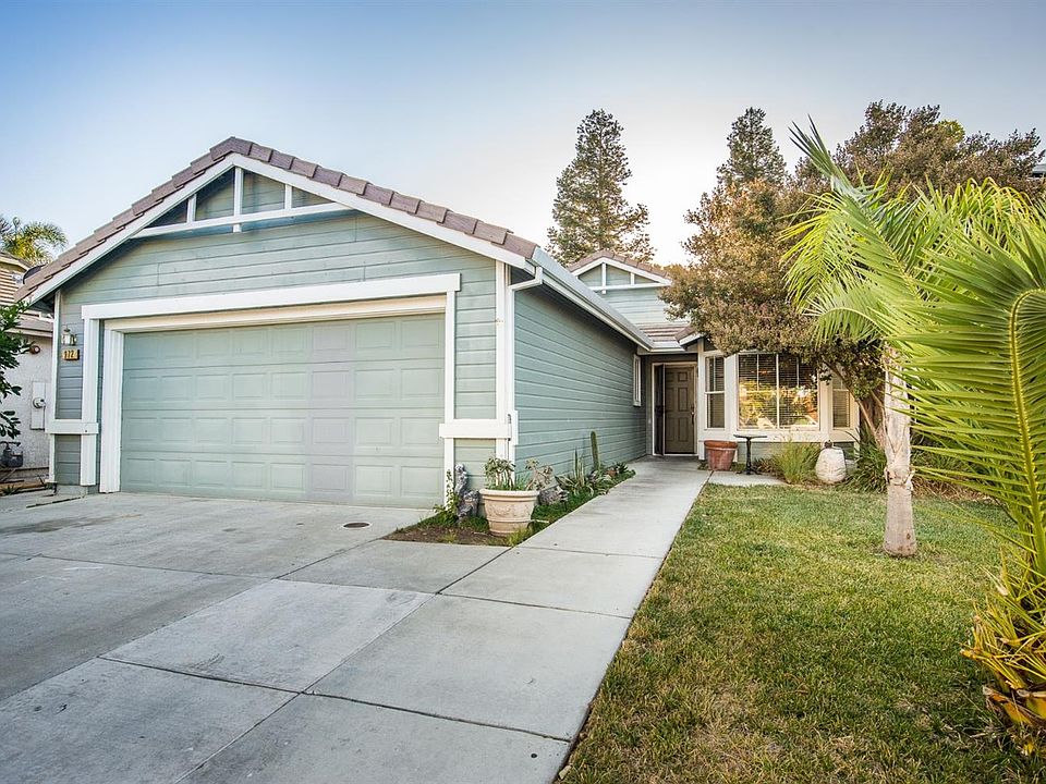 1st image of 972 Anderson Cir