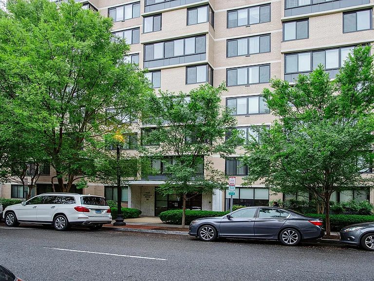 2030 F St NW #209 — Photo 11