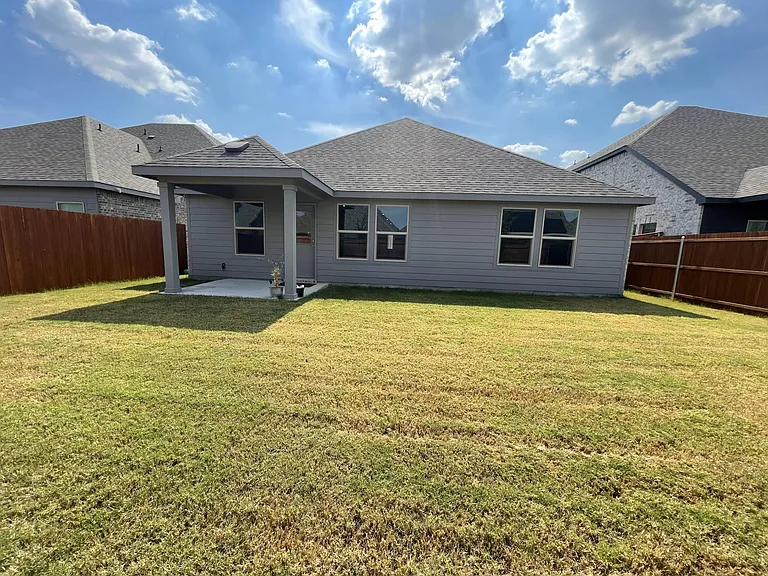 2132 Bellatrix Dr — Photo 24