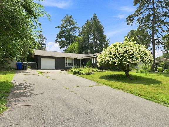 2nd image of 55 Lindsay Rd