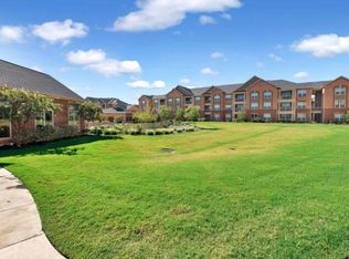 350 N State Highway 360 #B3, Mansfield, TX 76063