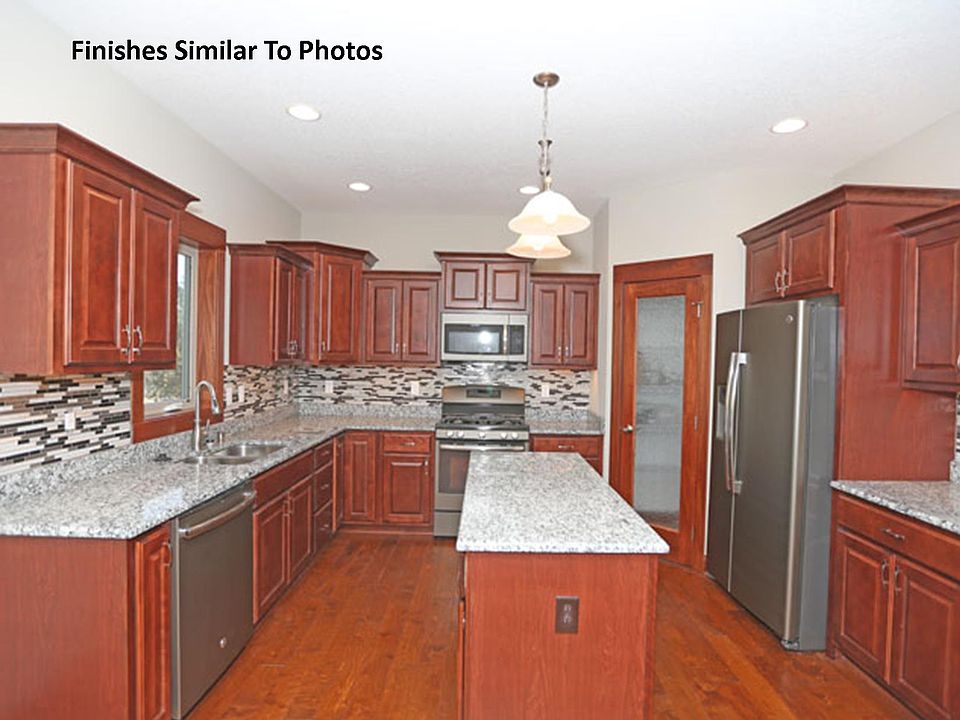 1st image of 305 Woodhaven Dr