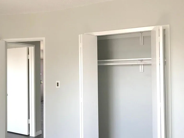 1854 Marine Ave #5 — Photo 10