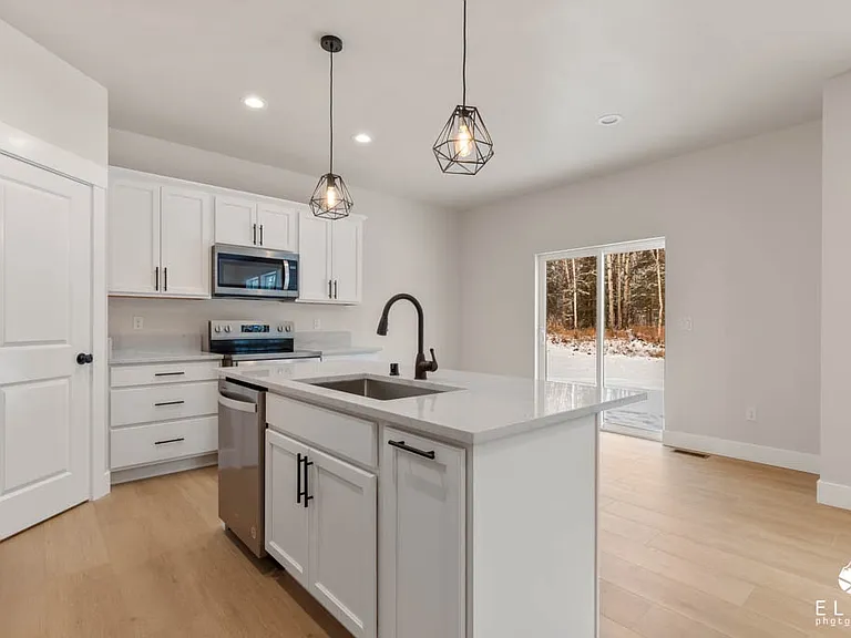 1725 N Lana Cir #A — Photo 2